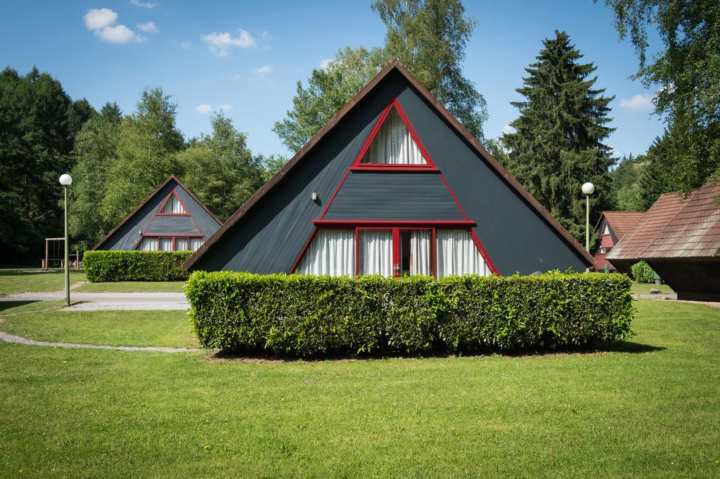 Bungalow,728454244:JPEG